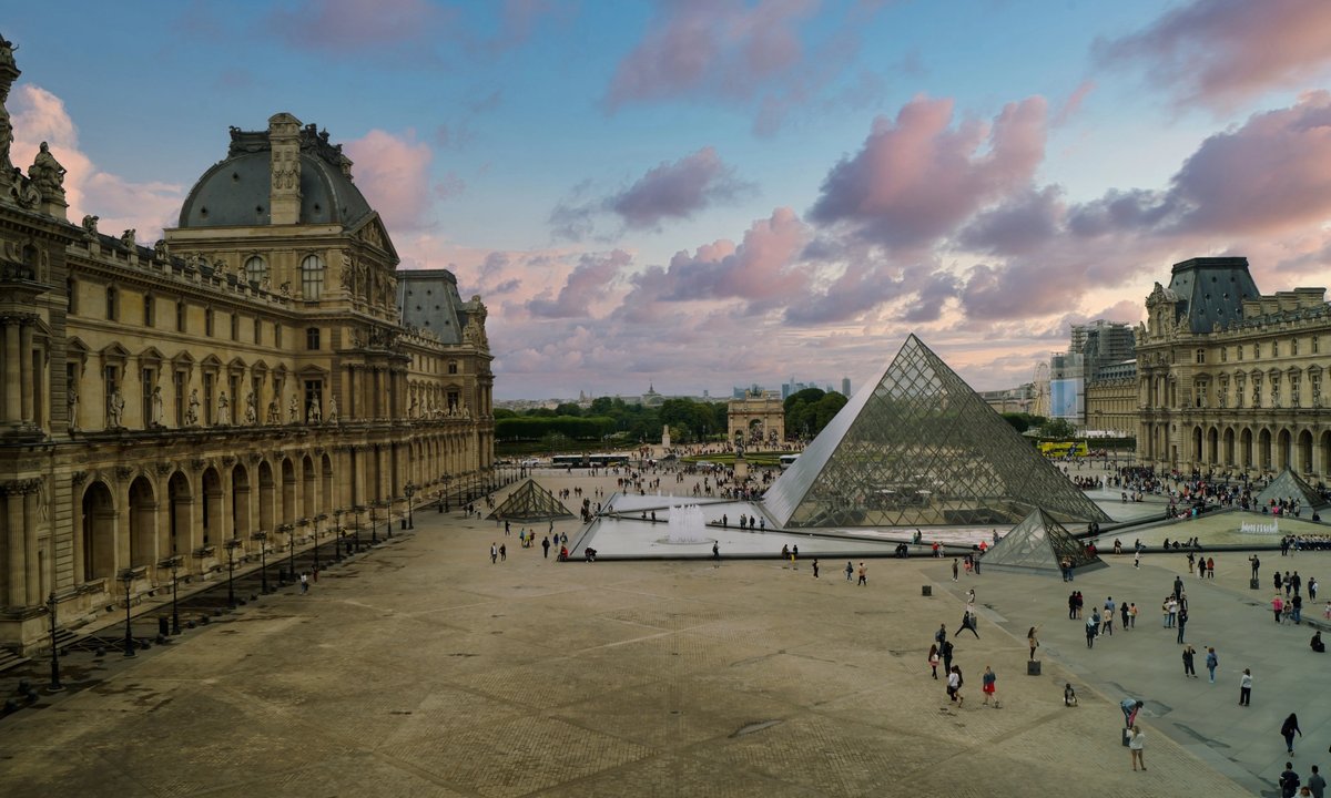 Louvre seeks €1bn for restoration, unions hit back – The Art Newspaper Louvre seeks €1bn for restoration, unions hit back – The Art Newspaper