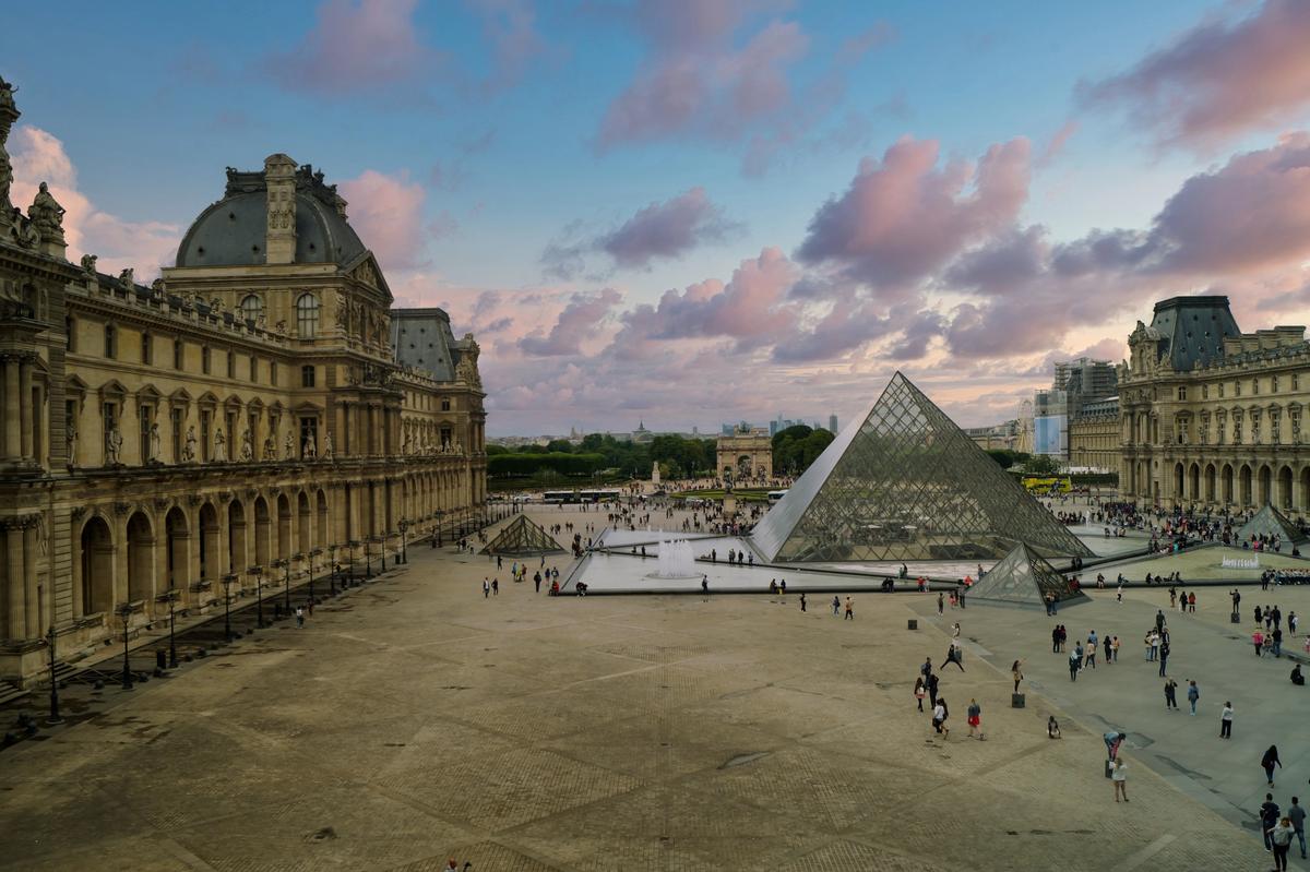 A leaked memo from the Musée du Louvre’s director drew attention to issues with visitor experience and the museum’s facilities
Photo: Carlo