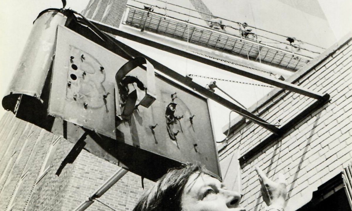 American painter Knox Martin has died aged 99 American painter Knox Martin has died aged 99