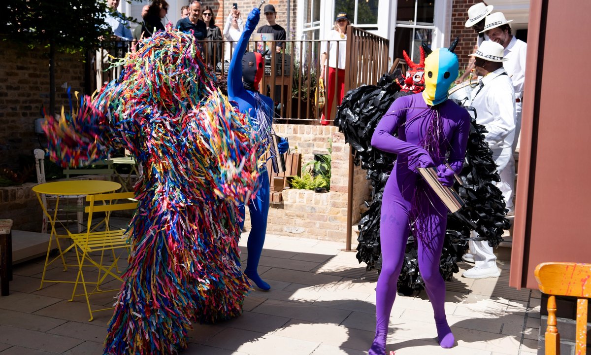Tottenham talent: Lee Alexander McQueen’s foundation launches north London art hub – The Art Newspaper Tottenham talent: Lee Alexander McQueen’s foundation launches north London art hub – The Art Newspaper
