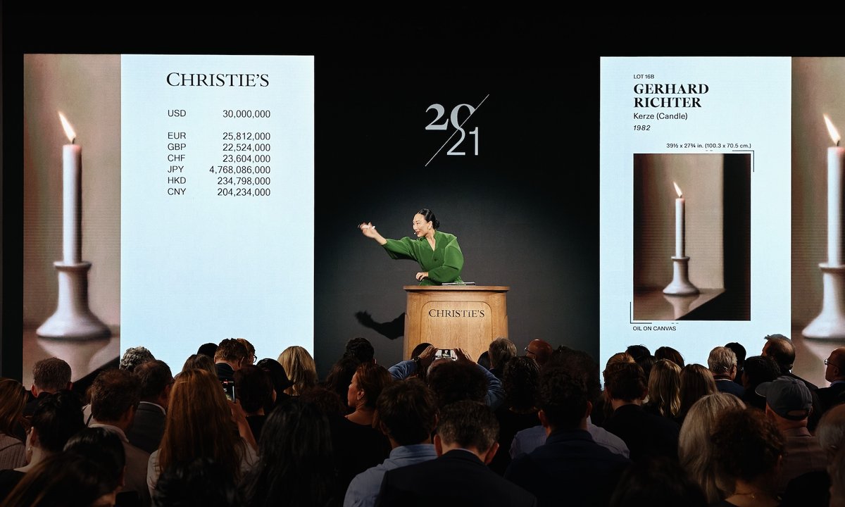 Richter and Judd works top Christie’s solid if not stellar sale of post-war and contemporary art – The Art Newspaper Richter and Judd works top Christie’s solid if not stellar sale of post-war and contemporary art – The Art Newspaper