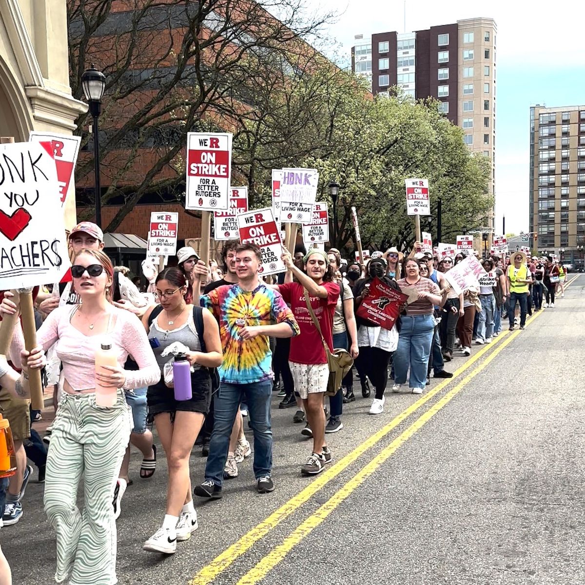 Striking Rutgers workers and their supporters demonstrate in New Jersey Thomas Raggio