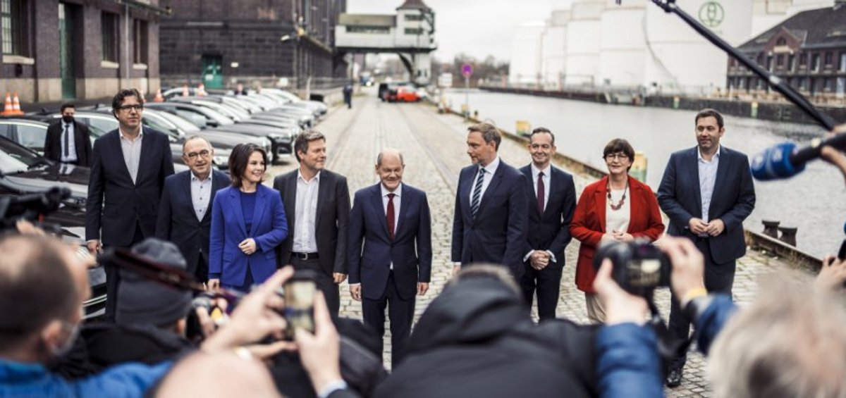 The coalition agreement presented by leaders of the Social Democrats, Greens and Liberal Democrats in Berlin yesterday © gruene.de