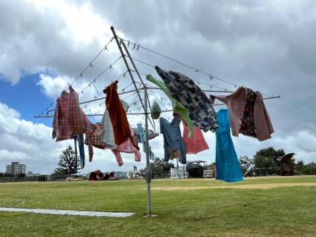  Clothes swap among highlights as Sculpture by the Sea celebrates 25 years on Bondi Beach 