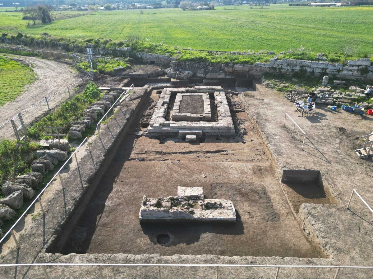Evidence of an even earlier Greek temple has been found under the sanctuary pavement in Paestum
Photo: © The Archaeological Parks of Paestum and Velia