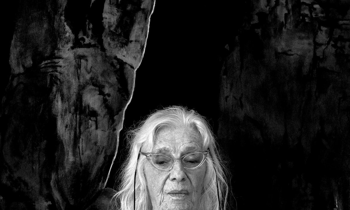 Jo Baer, painter who pivoted from abstraction to ‘radical figuration’, has died, aged 95 – The Art Newspaper Jo Baer, painter who pivoted from abstraction to ‘radical figuration’, has died, aged 95 – The Art Newspaper