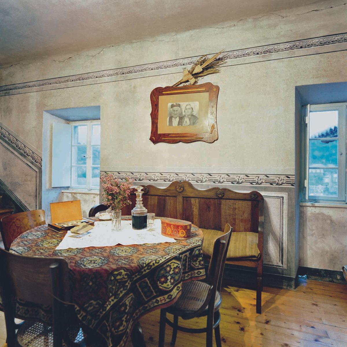 Before: The Radic house in a village south of Dubrovnik, November 1990 © Damir Fabijanic