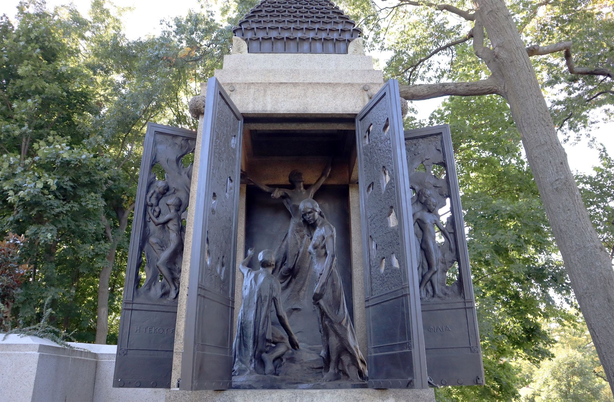 Gertrude Vanderbilt Whitney’s bronze tableau at the Untermyer Memorial, Woodlawn Cemetery, the Bronx Photo: Allison C. Meier