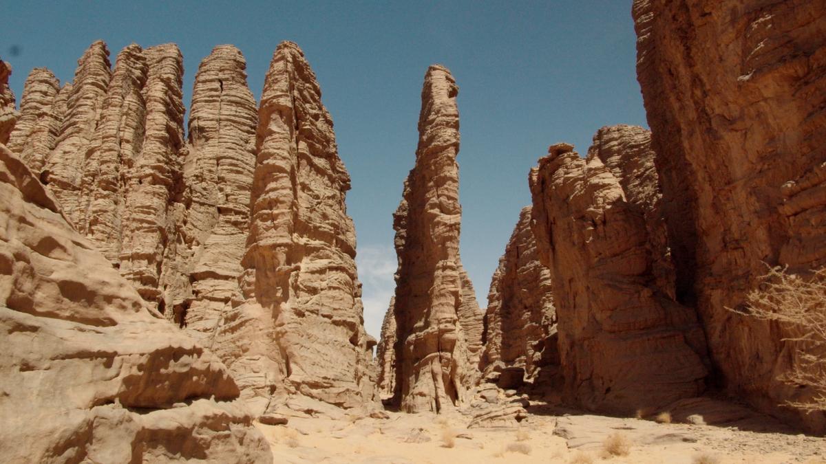 Ourahmane says there was a “sense of urgency” in Tassili, as the area the film documents might soon be impossible to visit. Lydia Ourahmane, Tassili (2022). Courtesy the artist.