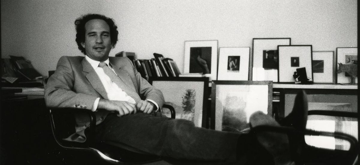 Daniel Wolf in his New York gallery, 1983 © Johnny Pigozzi