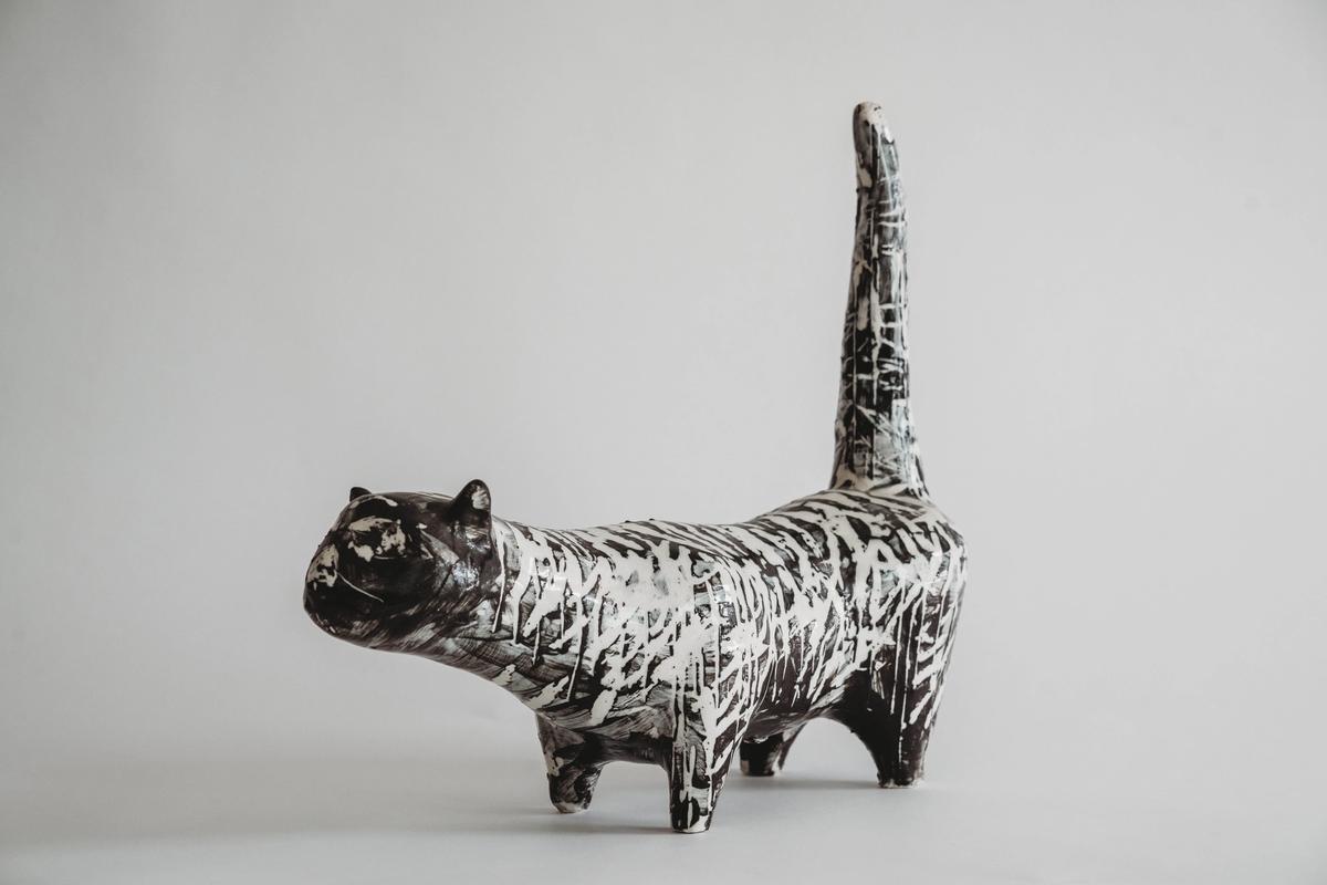 David Hockney, The Black and White Cat (around 1955)
courtesy Stacey’s Auctioneers