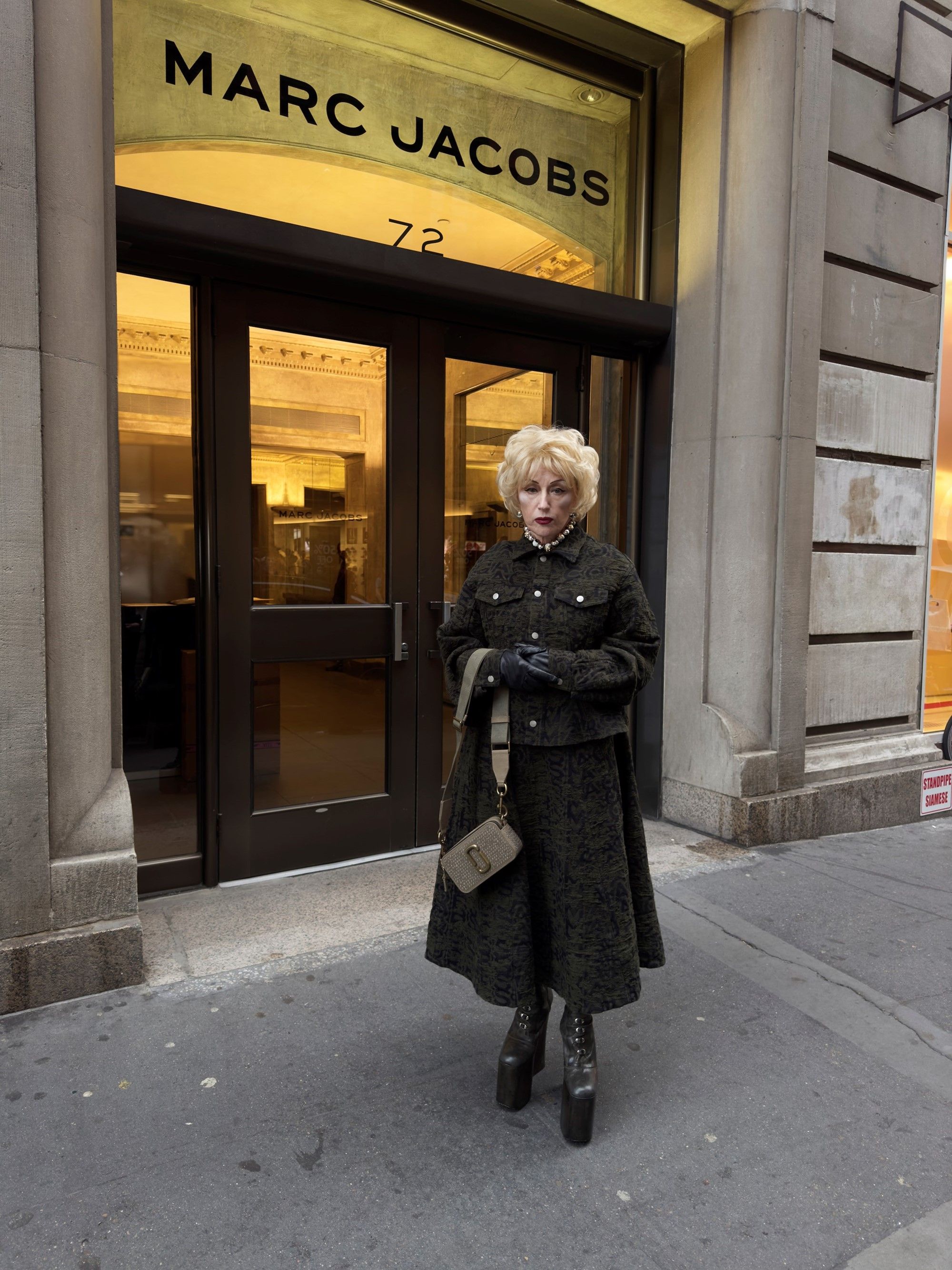 New Cindy Sherman Personas Pop Up In Marc Jacobs Ad   F63e160be633cf893c0ae250bcb27b67040c8053 2000x2667 