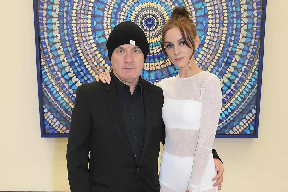Damien Hirst and girlfriend Sophie Cannell at White Cube Gallery in 2019 Photo by David M. Benett/Dave Benett/Getty Images