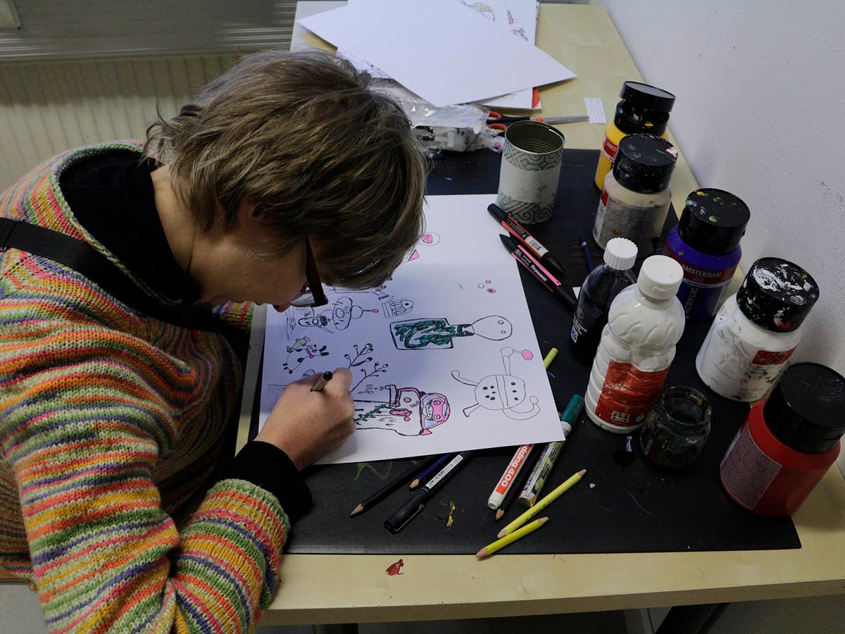 Blue Circus, a Finnish art collective, works with artists with autism Blue Circus