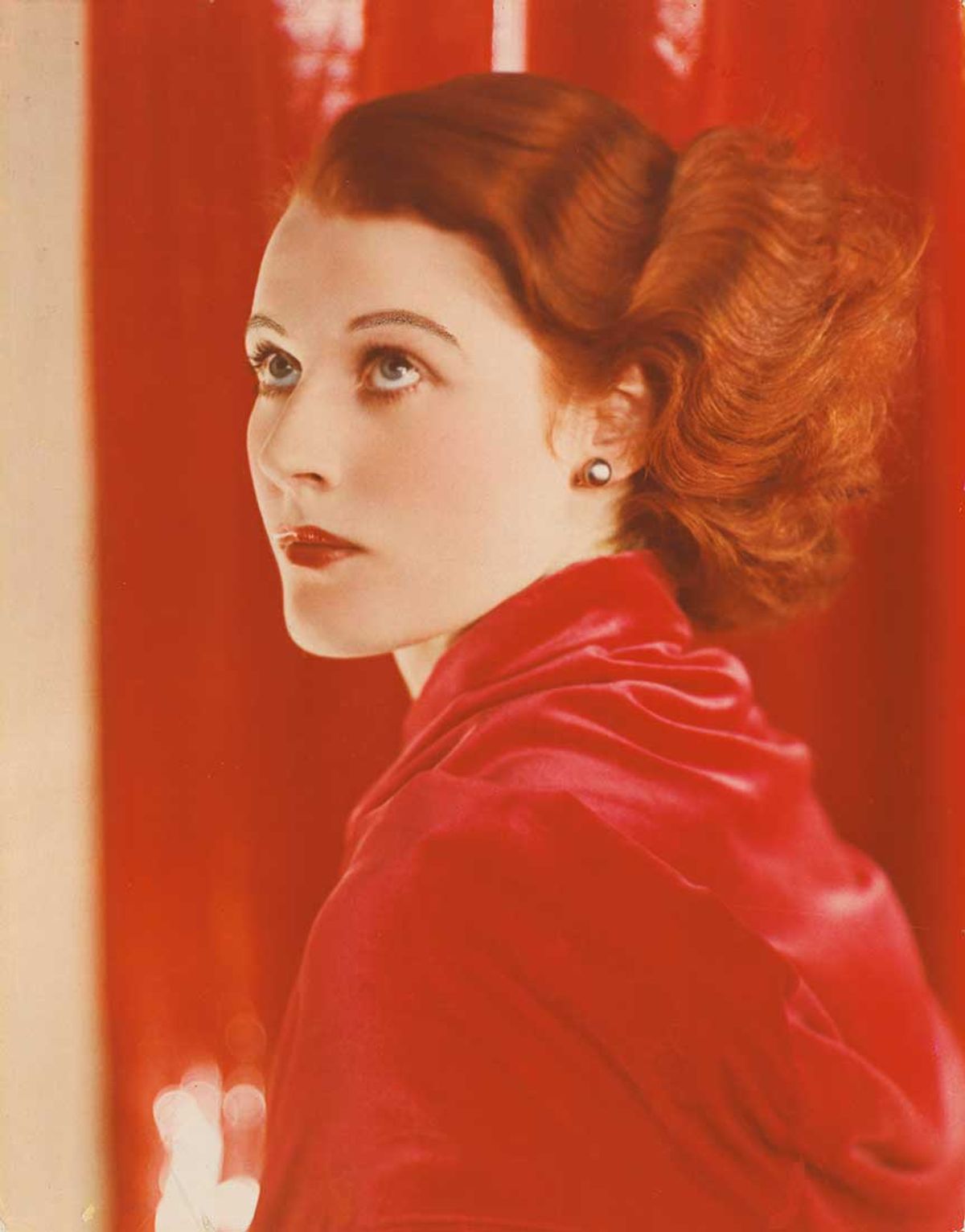 Madame Yevonde’s Vivex colour print Joan Maude (1932)
© National Portrait Gallery, London