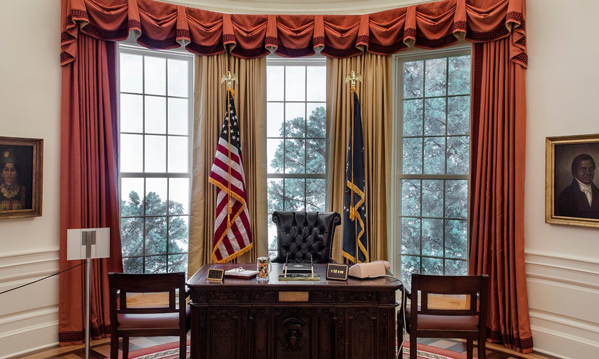 On eve of US inauguration, a chance to visit the president's office
