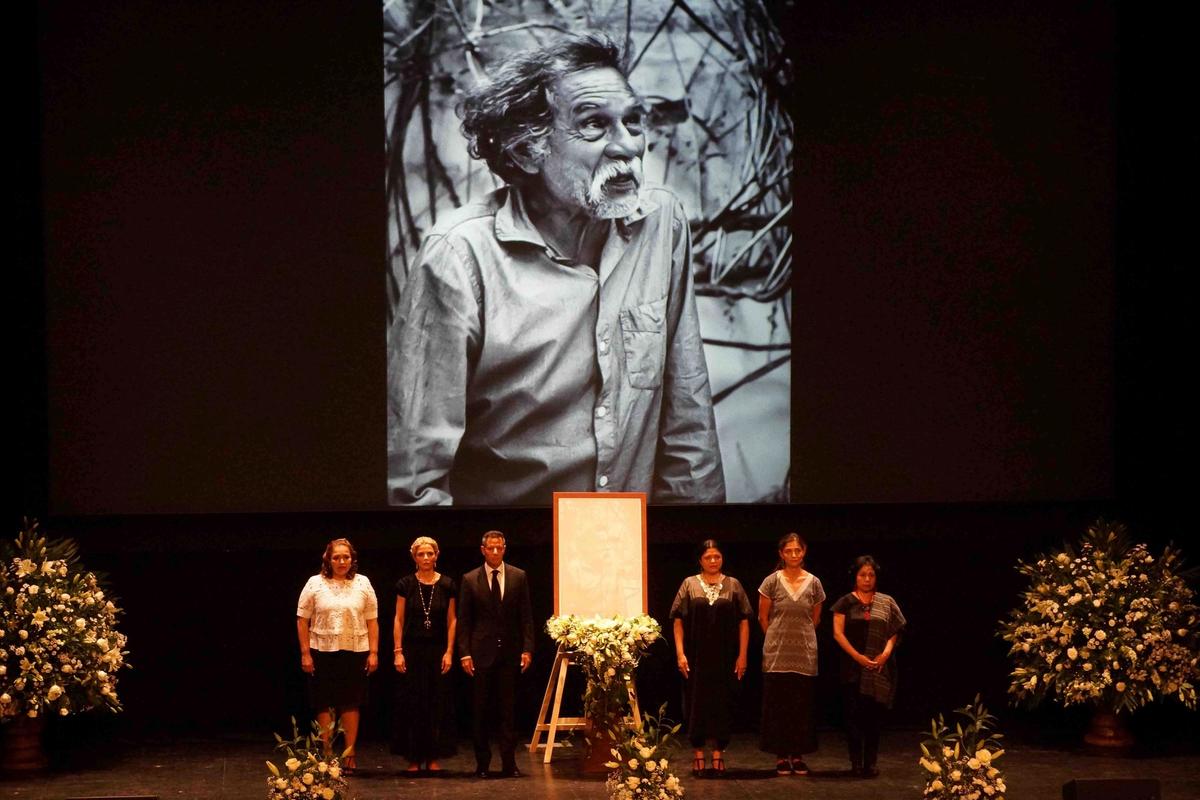 Mexican officials, including he culture secretary Alejandra Frausto and the governor of Oaxaca Alejandro Murat, attend a memorial for the artist Francisco Toledo at the Teatro Macedonio Alcalá on 6 September Photo: Agencia EL UNIVERSAL/EELG (GDA via AP Images)