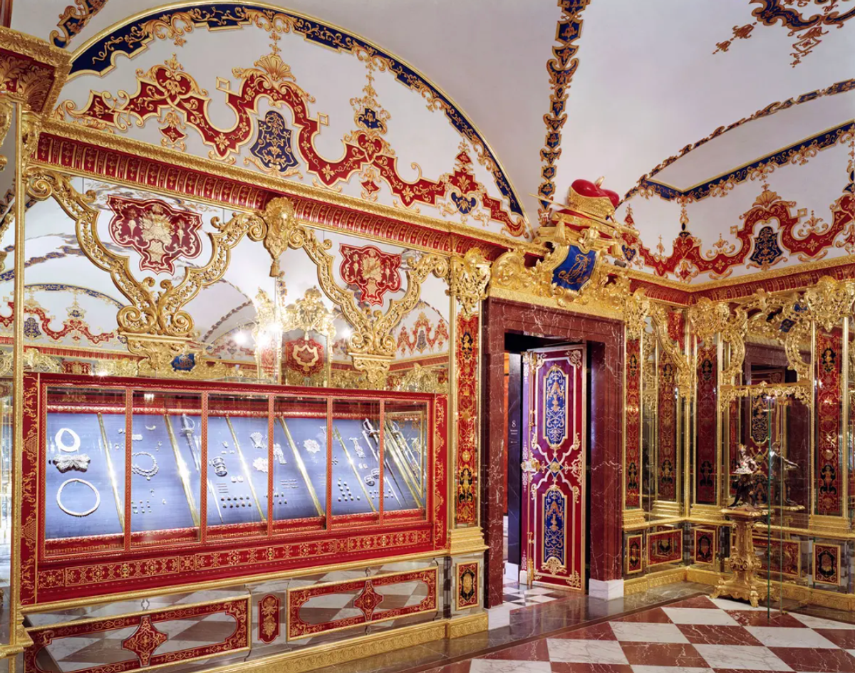 The Green Vault's jewel room 
© Grünes Gewölbe, Staatliche Kunstsammlungen Dresden; Photo: David Brandt