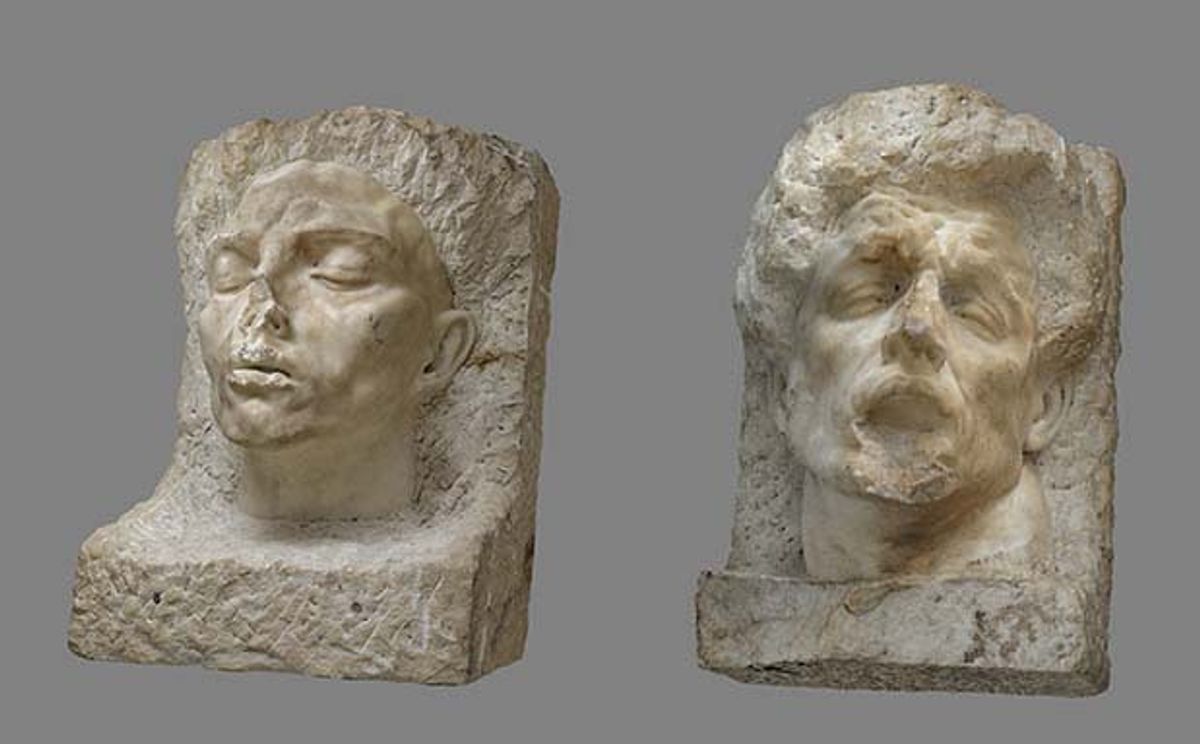 Left: Arno Breker, Romanichel (1940); right: the as yet unidentified second marble sculpture that was discovered in the garden of Kunsthaus Dahlem in Berlin Photo: Gunter Lepkowski, 2020. © VG Bild-Kunst, Bonn, 2020