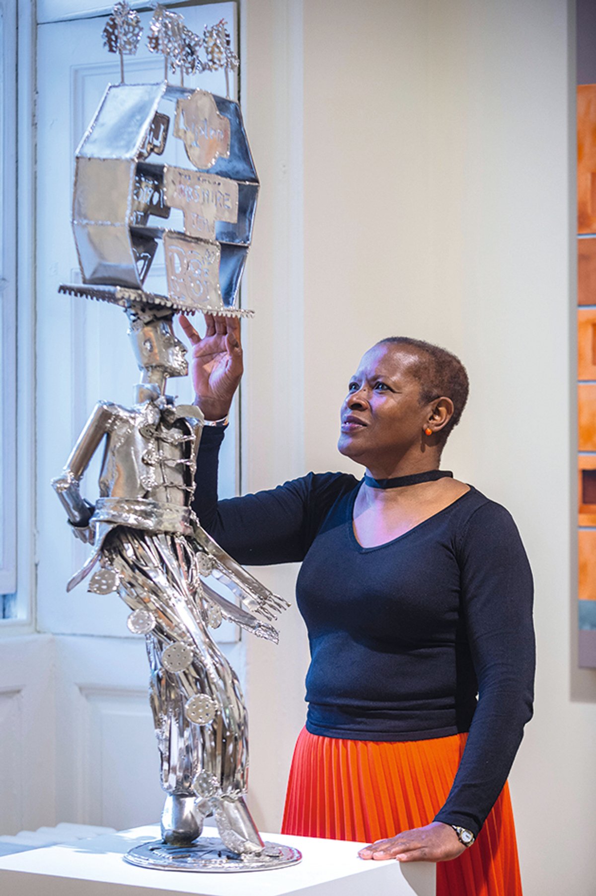 Sokari Douglas Camp with her Wavering PG Tips (2022) at last year’s 1-54 fair Stephen Chung/Alamy Stock Photo