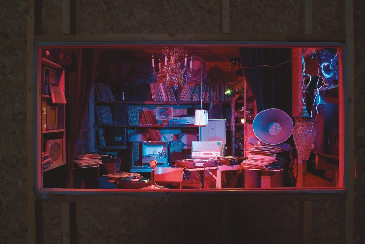 Janet Cardiff & George Bures Miller's Opera for a Small Room (2005), part of the duos show at Museum Tinguely in Basel. © 2023 courtesy the artists; Luhring Augustine, New York; Gallery Koyanagi, Tokyo; and Fraenkel Gallery, San Fransisco. Photo: Seber Ugarte; Lorena Lopez