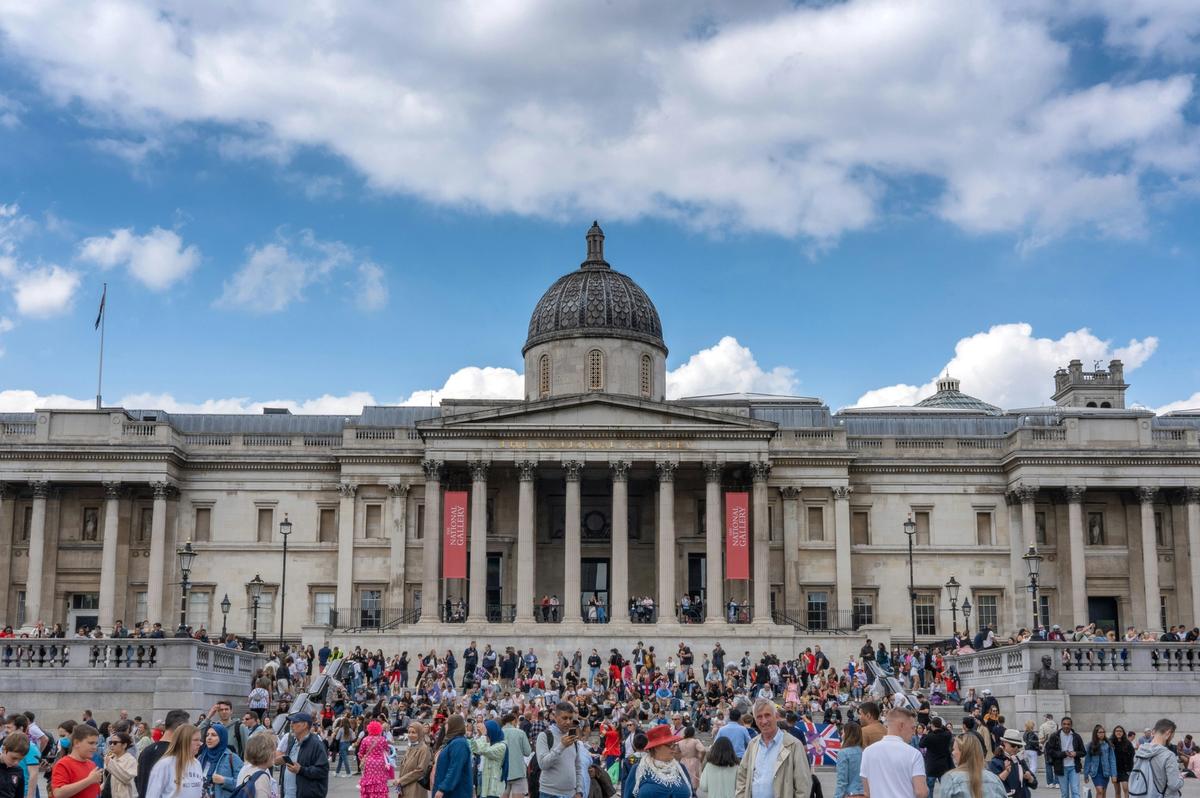 Crowds outside London's National Gallery Photo: Jonny Gios via Unsplash