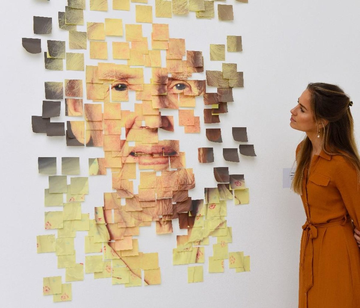 Royal College of Art's Costanza Valderrama at London Grads Now © Justin Piperger, 2020 Image courtesy of Saatchi Gallery, London