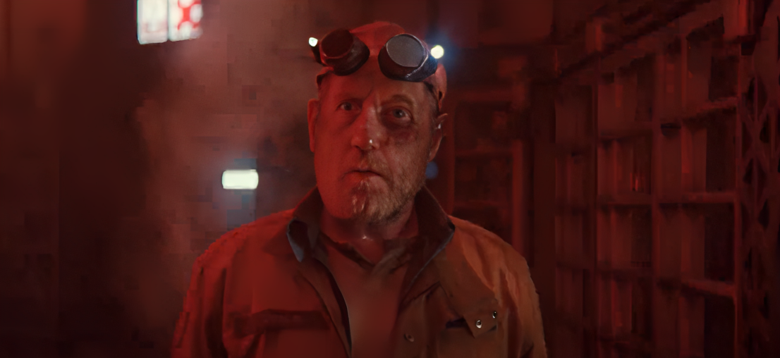 Close-up of Schmuel’s face with the alien eye in his left eye