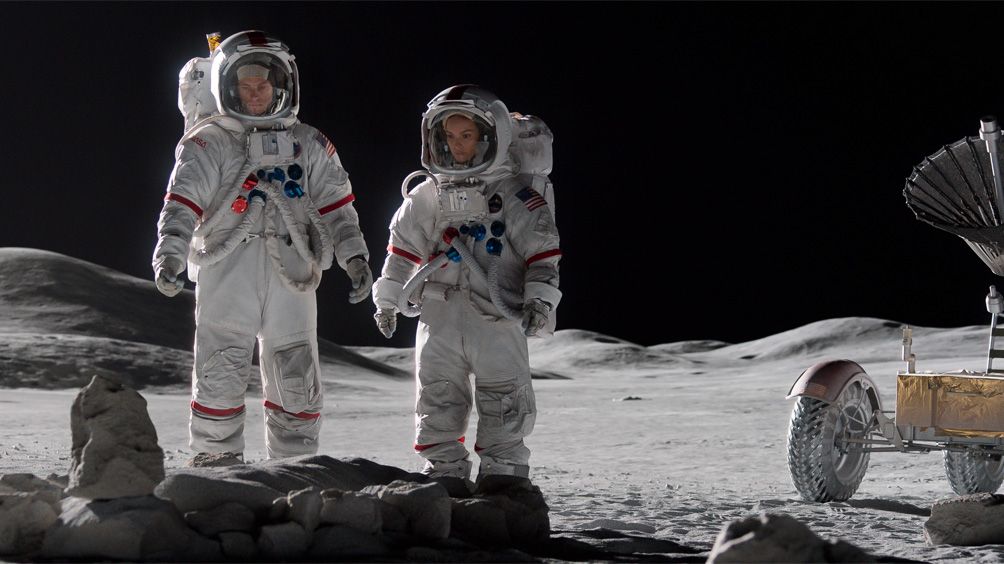 Joel Kinnaman and Jodi Balfour in For All Mankind Season 1.