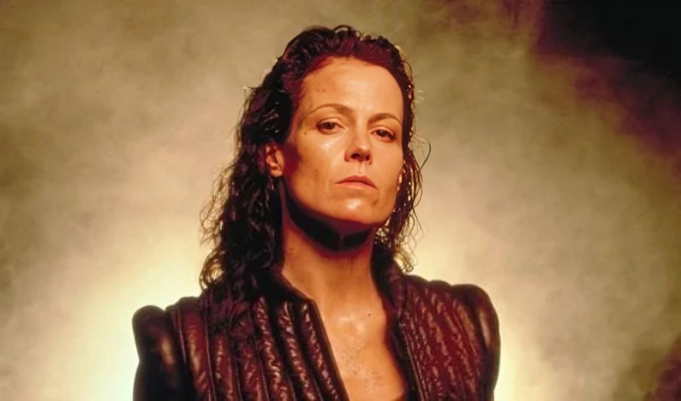 Sigourney Weaver as Ripley