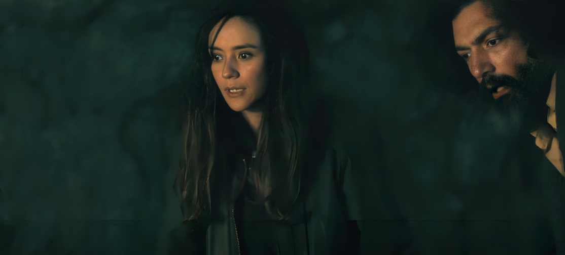 FROM Season 4 Episode 9 "The Calm Before" Recap: Jade & Tabitha Find The Bones