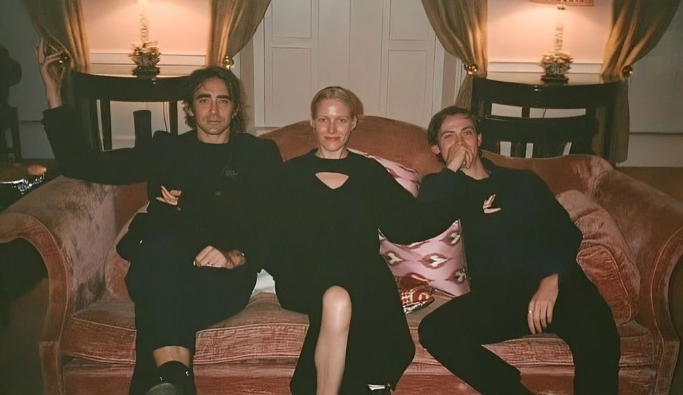 Lee Pace, Laura Birn and Cassian Bilton.