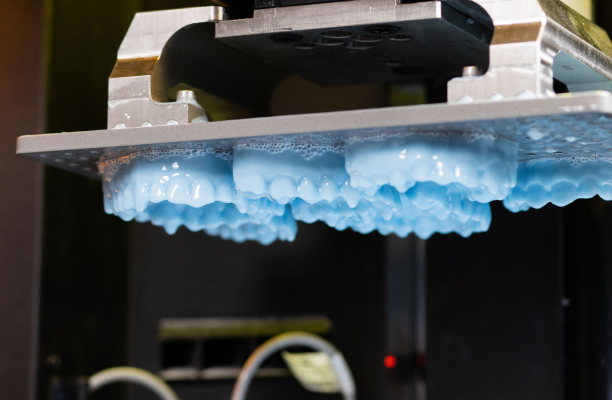 high-precision digital light projection (DLP) 3D print technology
