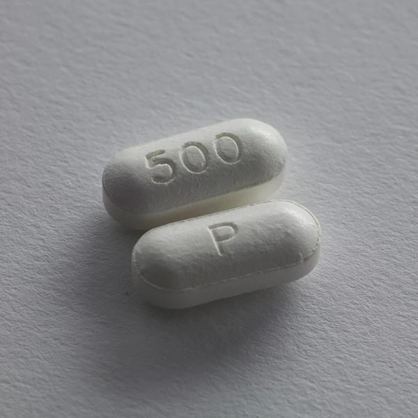 zwei weiße Tabletten 