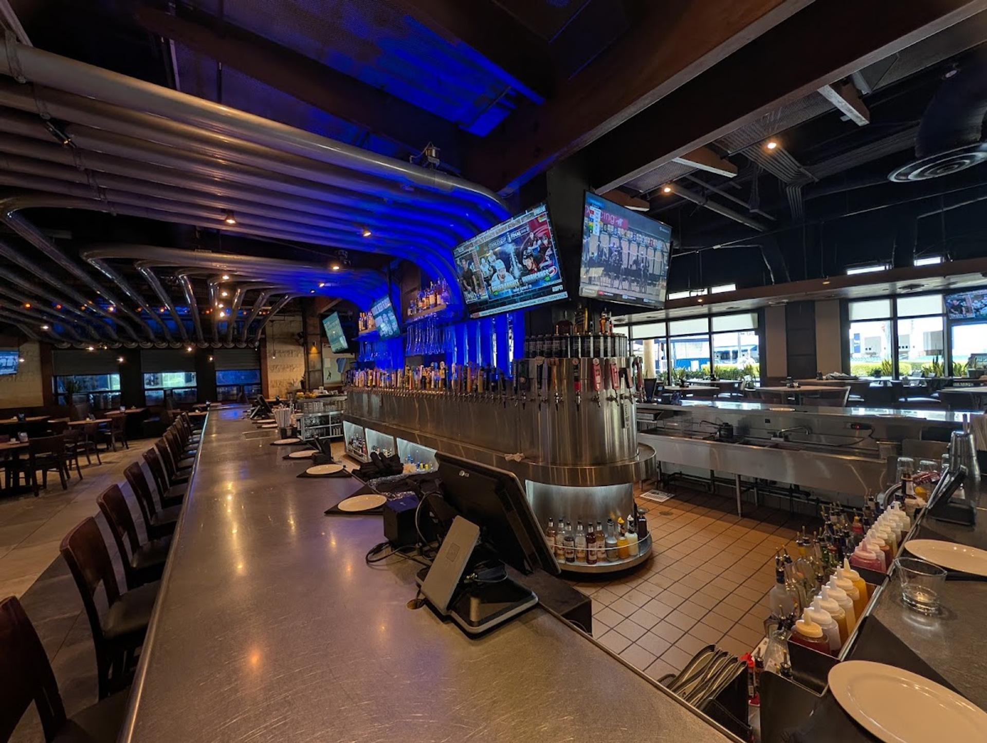 Yard House at The Village at Gulfstream Park