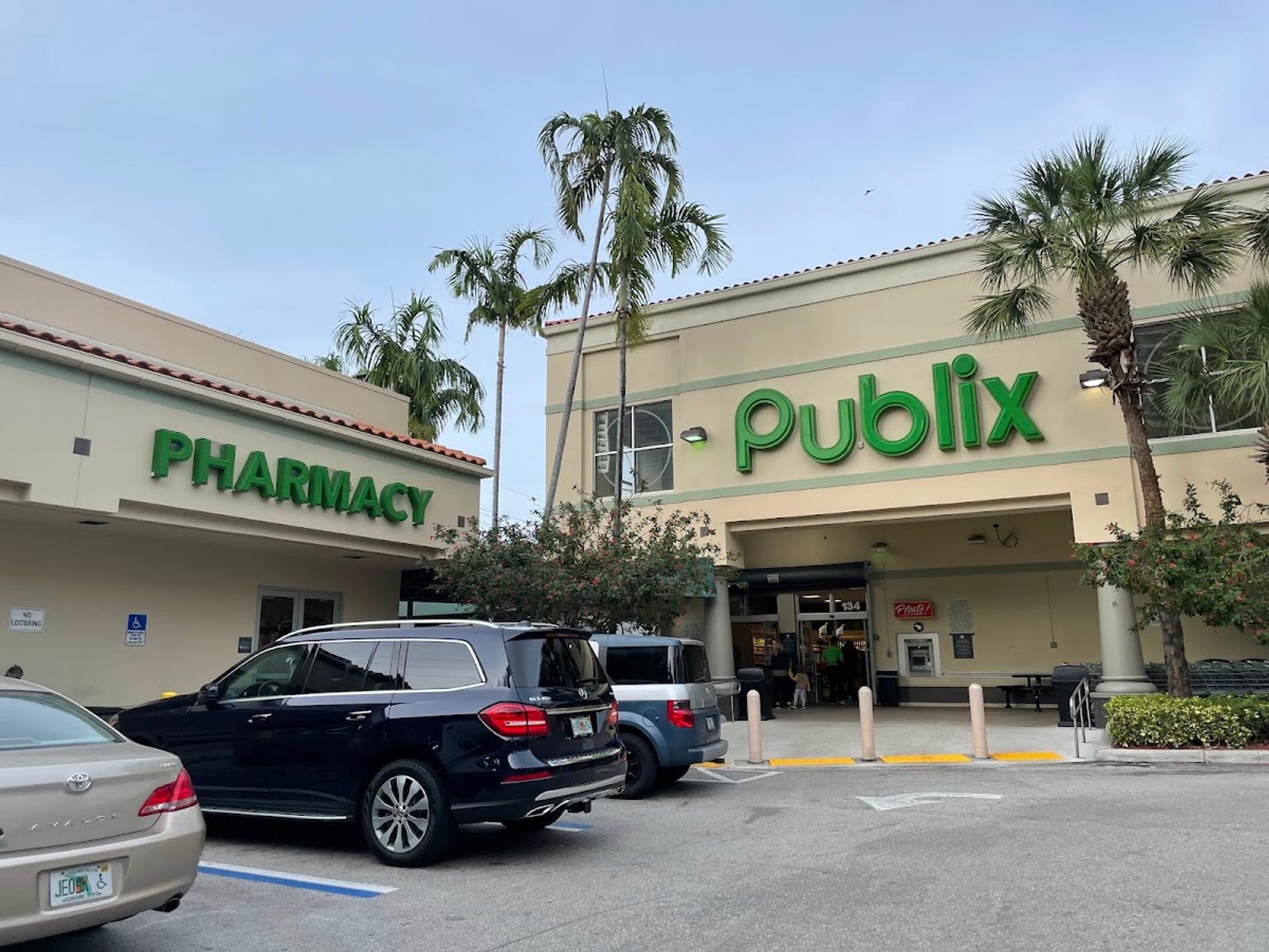 Publix at Brickell Village