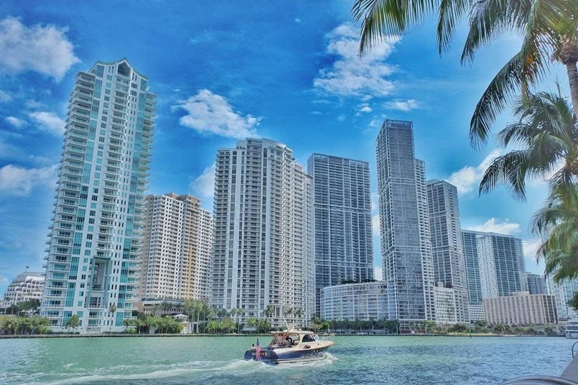 Miami Baywalk