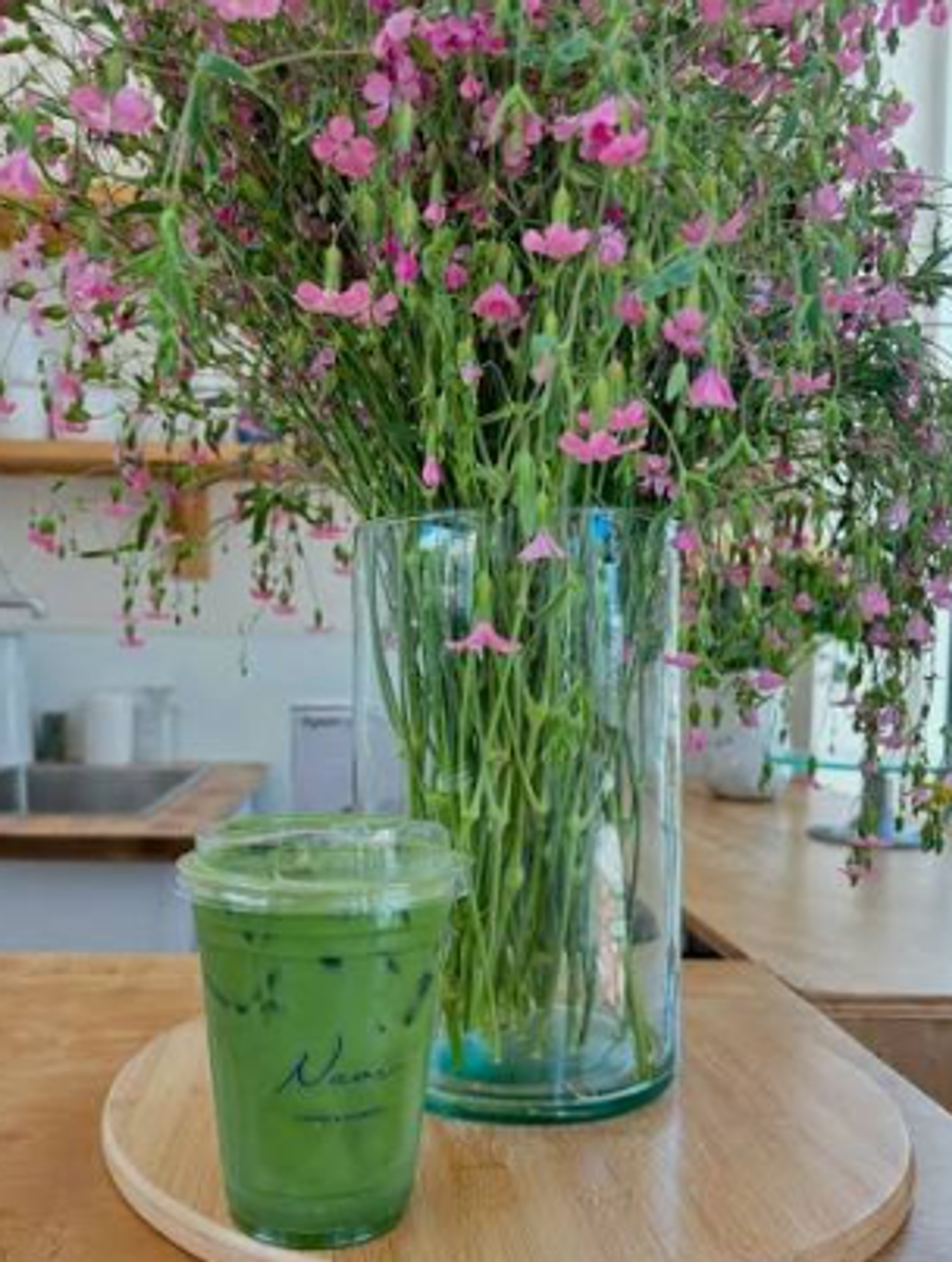 Navi Coffee & Flowers