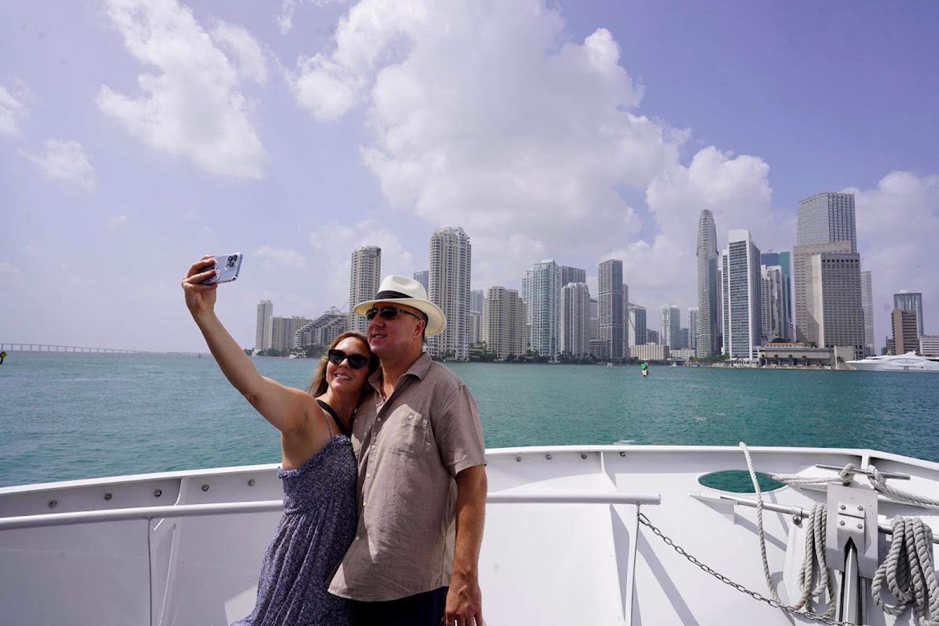 Island Queen Cruises