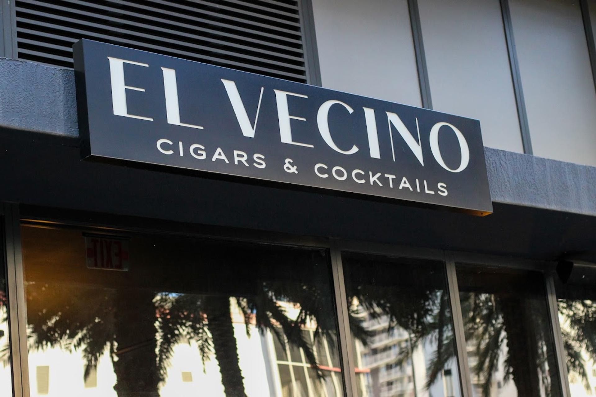 El Vecino Cigars & Cocktails