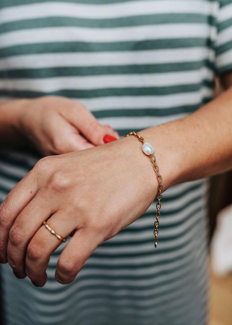 Secondary product image for "Armband Kedja Pärla Guld"
