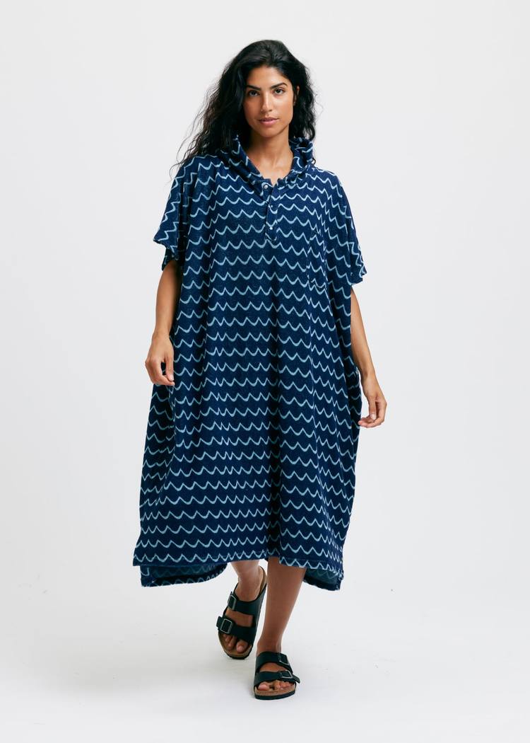 Secondary product image for "Frottéponcho Våg Navy Ljusblå"