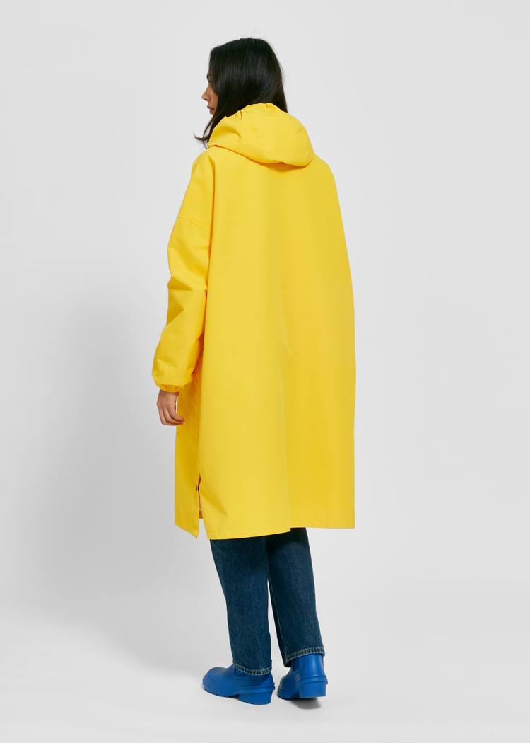 Secondary product image for "GBG Rain Poncho Yellow"