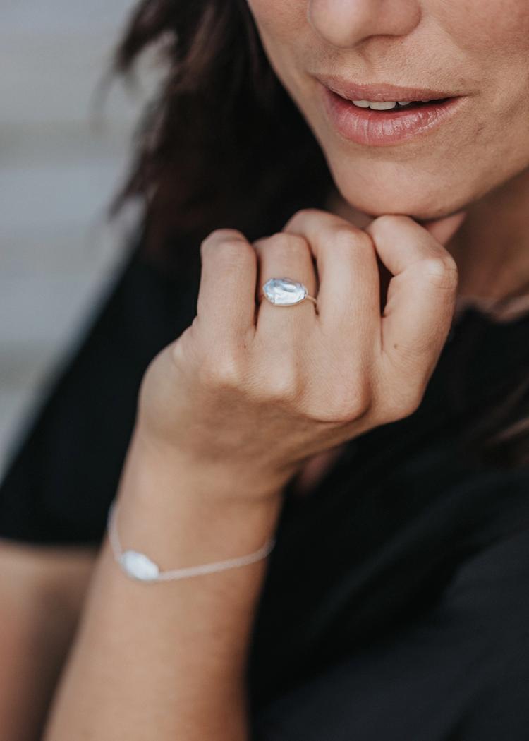 Secondary product image for "Ring Ostron Silver"