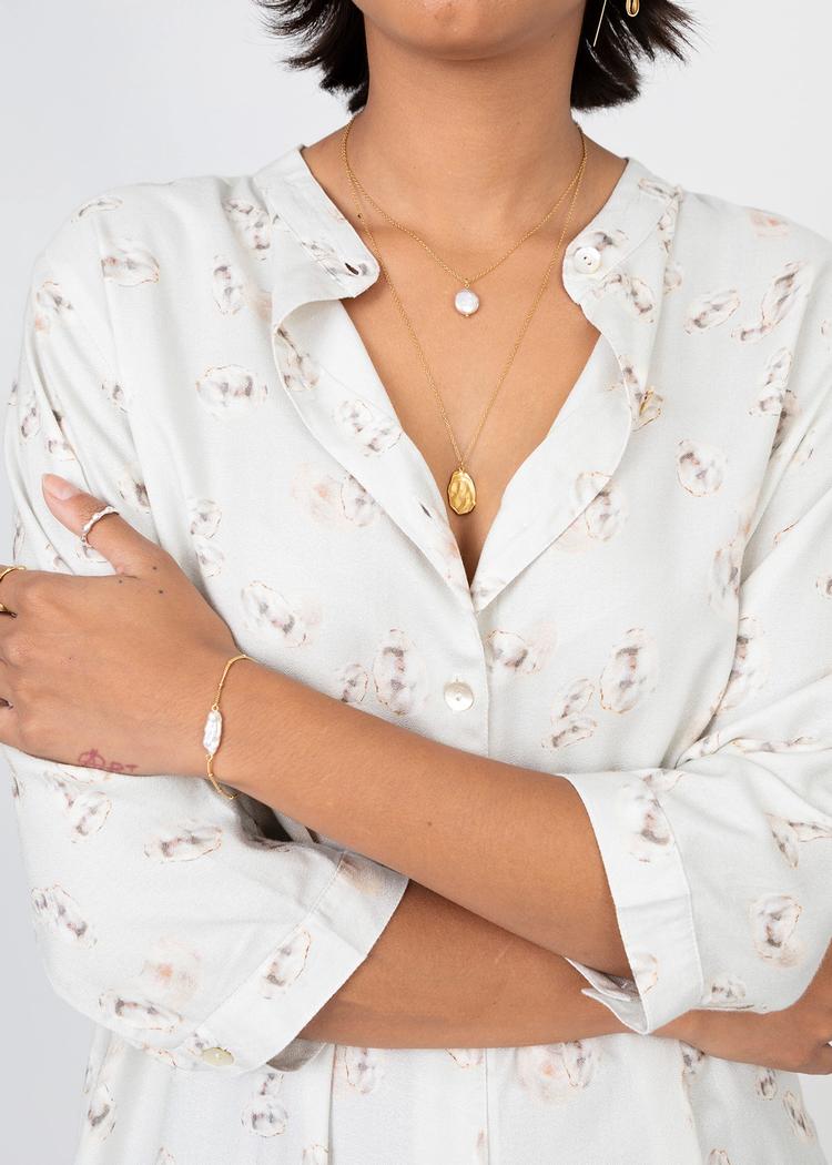 Secondary product image for "Necklace Oyster Gold"