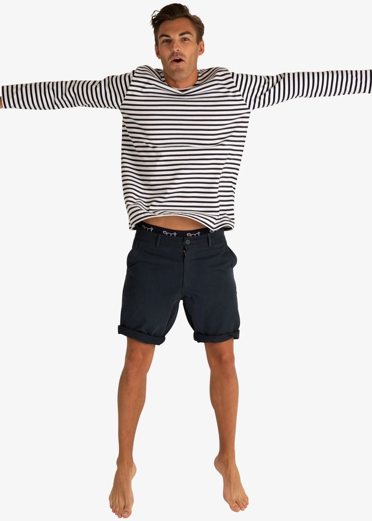 Secondary product image for "Sune Shorts Marinblå"