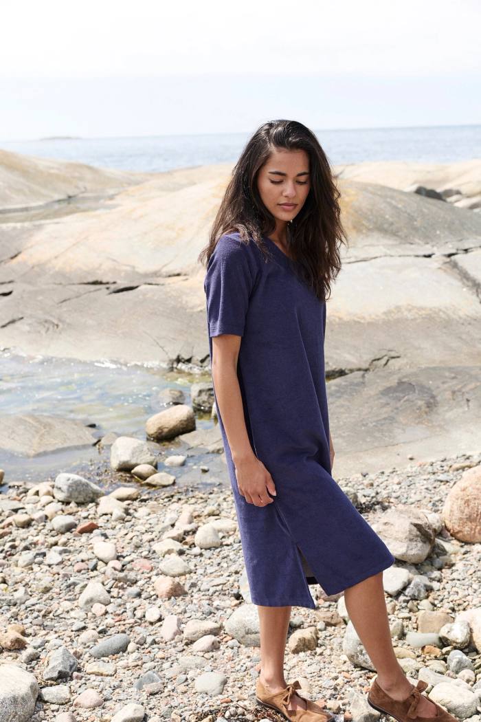 Secondary product image for "Hilda Frottéklänning Navy"