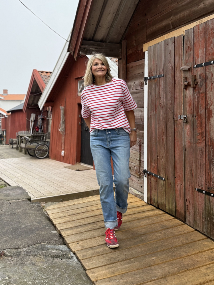 Secondary product image for "Tuva T-Shirt Stripe White Red"