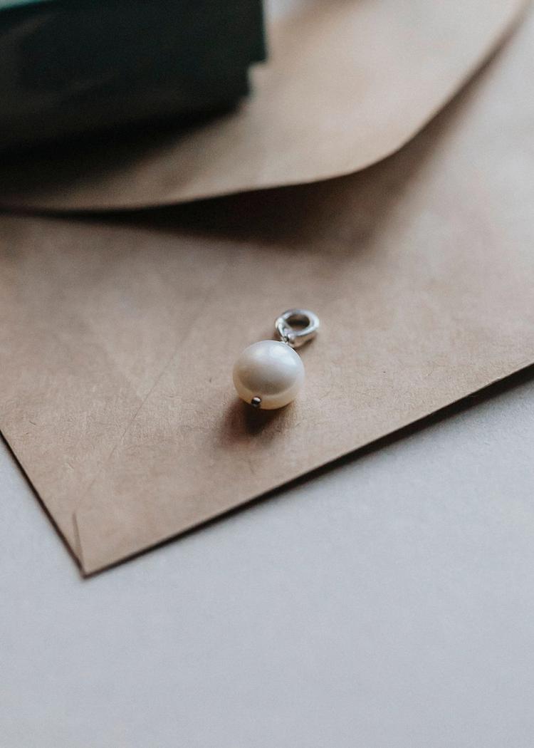 Secondary product image for "Berlock Pärla Slät Silver"