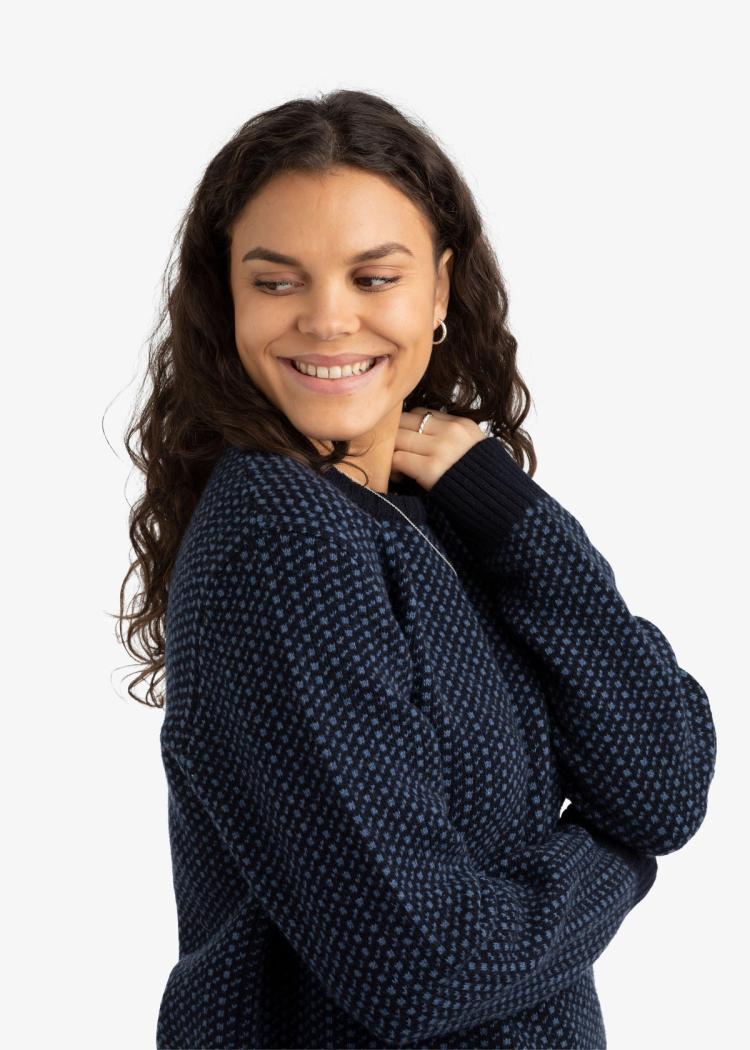 Secondary product image for "Olga Knit Navy"